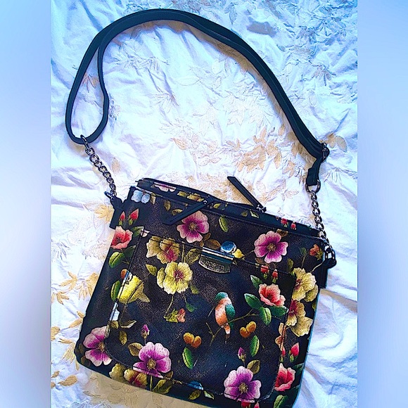 Rosetti Handbags - Gently Loved Rosetti Purse- 8+ Compartments/💯Functional, Flowers & Hummingbirds